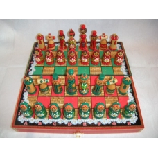 Шахматы "Русские матрешки", зеленые